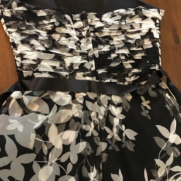 BCBG Strapless Dress - Picture 8 of 8